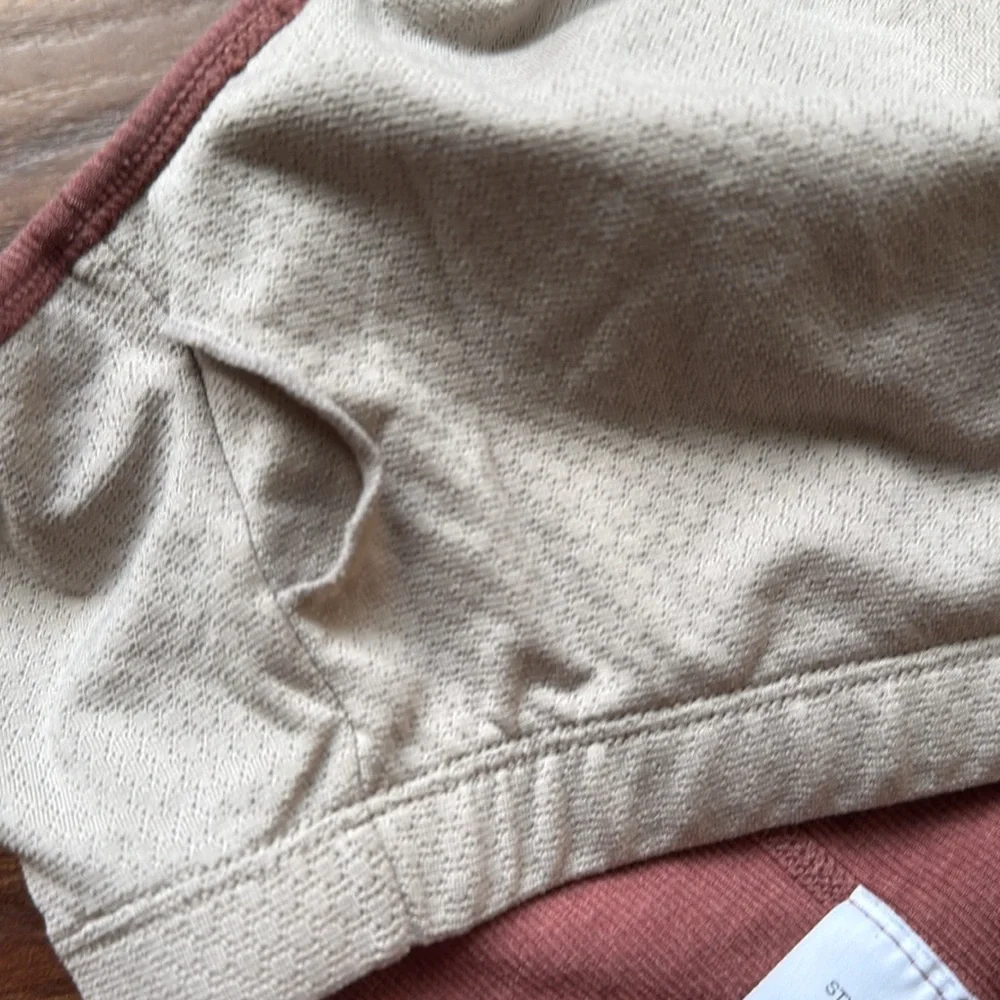 Vuori Mudra Plyo Tank - Picture 9 of 9